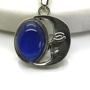 Hippie Chic Mood Necklace Moon